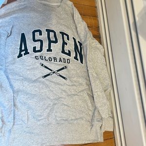 Abercrombie and fitch aspen CO crewneck size M